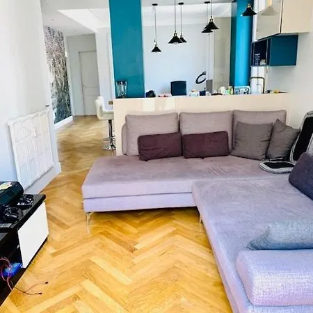 Spacious 5 Min To Sea Appartement *