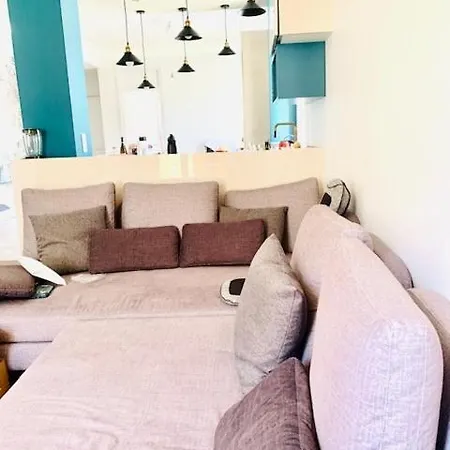 Spacious 5 Min To Sea *